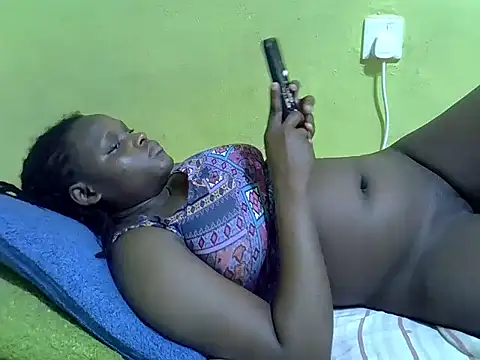 queendebbie - Queendebbie's free webcam - UK Sex Cams