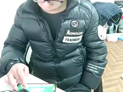 zwc147369 (M mature) - #asian #bears #big-cocks #brunettes #cam2cam #cheap-privates #chinese #ejaculation #flashing #gays #handjob #mature #medium #recordable-publics #small-audience