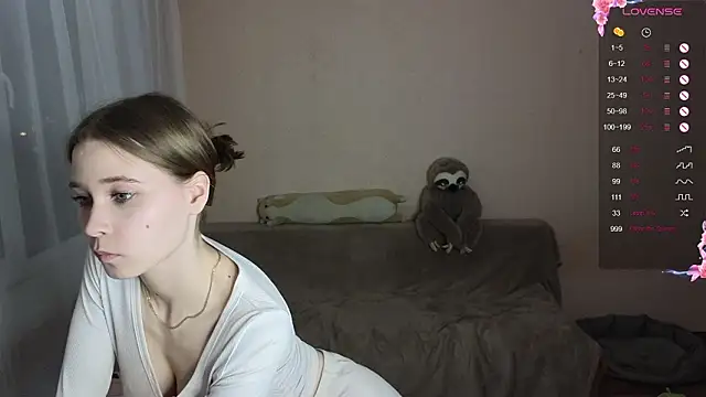 vickky_shy - Vickky_shy's free webcam