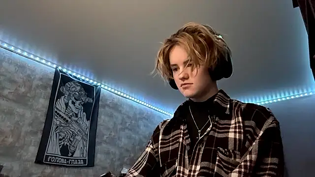 cutiegoga - CutieGoga's free webcam