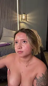 miapetit_ (F young) - I love you Mia  😋🍒🥵