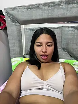 sexy_zoe_outdoors (G young) - TO CATCH ON THE BALCONY