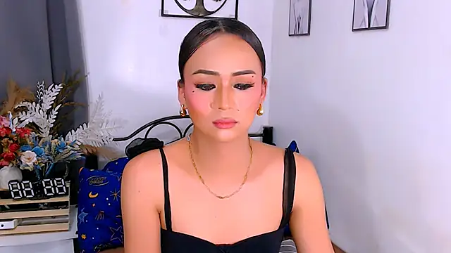 zialustts - Zialustts's free webcam - UK Sex Cams