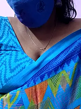 mallu-sumi - Mallu-sumi's free webcam