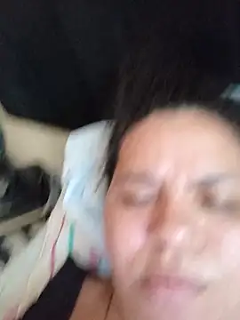 ravena2290 - Ravena2290's free webcam