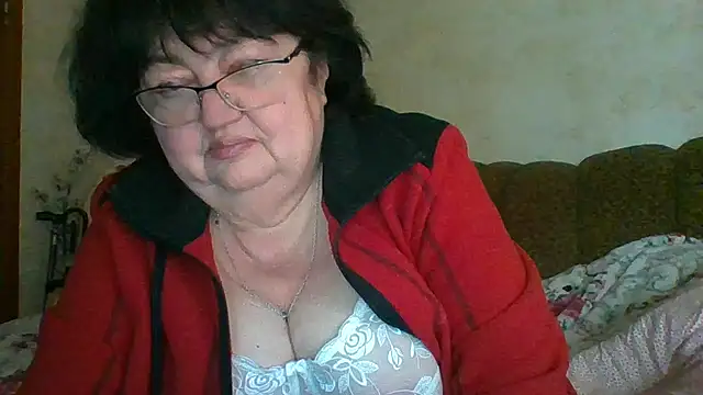 milasky5303 - MilaSky5303's free webcam