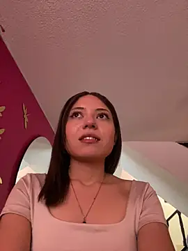 prettyamber - PrettyAmber's free webcam