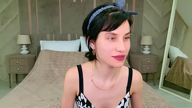 dedra_dixon - Dedra_Dixon's free webcam - UK Sex Cams