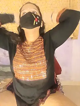 rising_smiler (F young) - Full nude