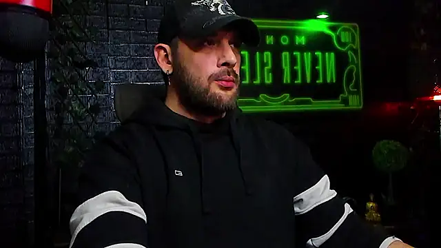 lexhardy - LexHardy's free webcam - UK Sex Cams