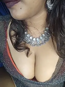 SEXYY_TRANSY_WIT... Live Webcam on Stripchat