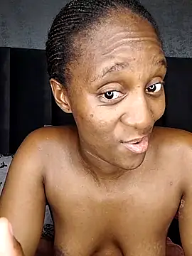 Lucy_Blacksilk webcam