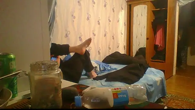 RussNocturnal webcam