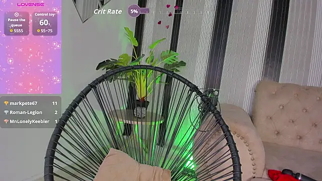 ebony_petite-69 webcam