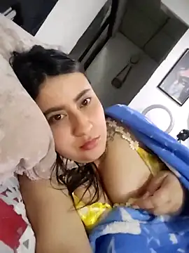 mialorents - Mialorents's free webcam