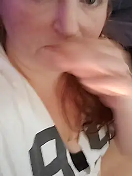 amayatkluz22 Live Webcam on Stripchat