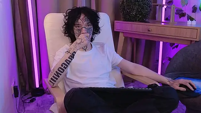 em0_b0y (M twink) - my birthday!!!