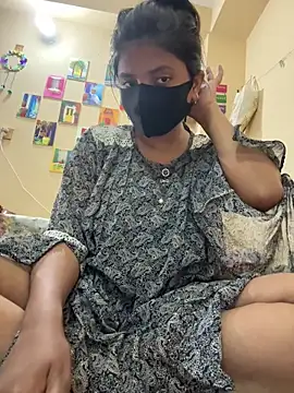 Webcam Model (LustyJoya-02)  is live.Free join now!