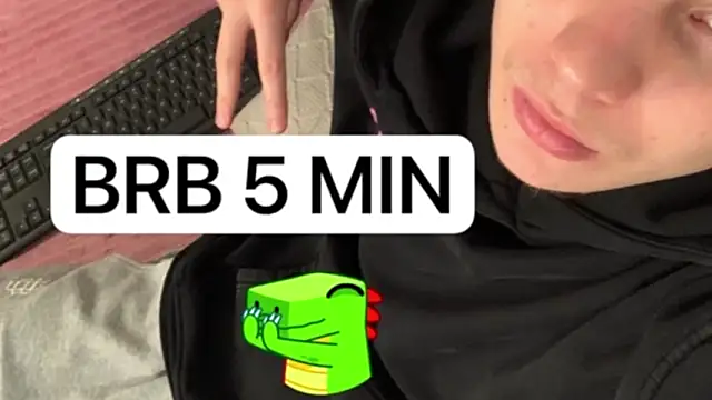 andyyzzz (M twink) - cum show