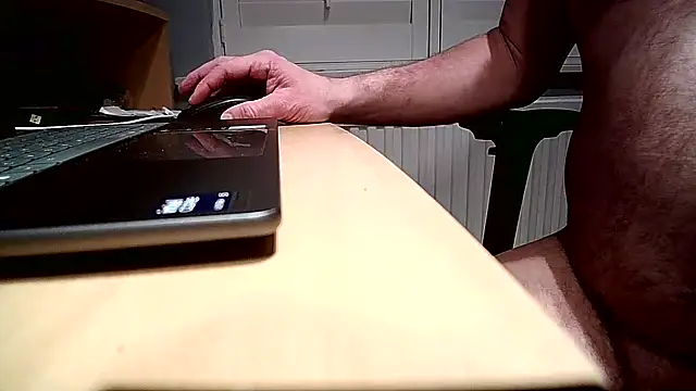 londonbigdick (M mature) - Cum in a glass