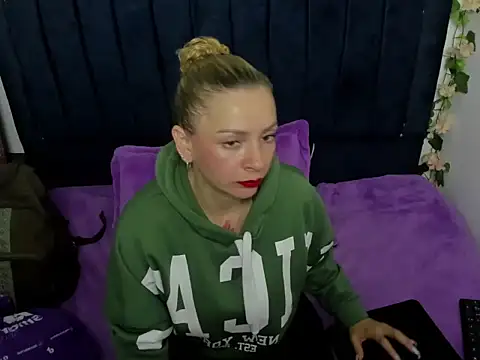 alaha_evans - Alaha_evans's free webcam