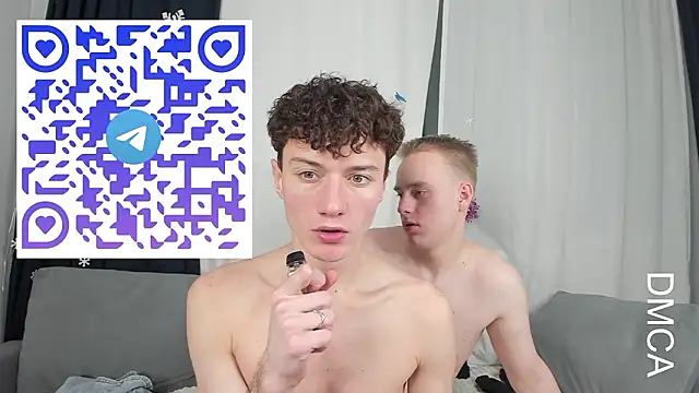 kevin_young_cat - Kevin_Young_Cat's free webcam