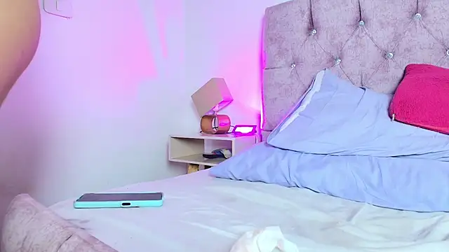 skye_moore - Skye_Moore's free webcam