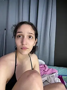 Webcam Model (TeensNews18)  is live.Free join now!