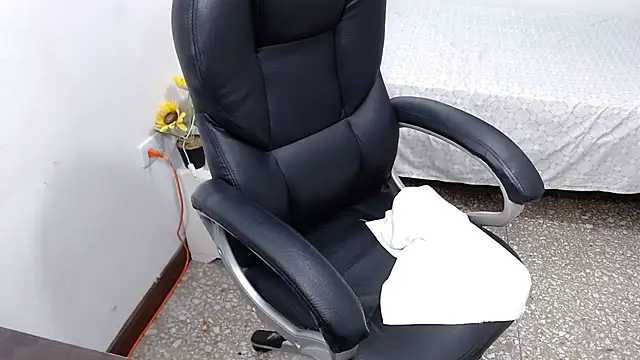 emiliaa_hot - Emiliaa_hot's free webcam