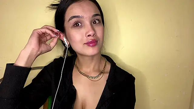 aylinblush - AylinBlush's free webcam