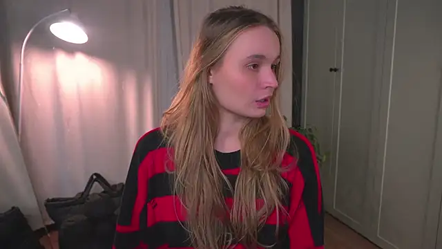 lisa_schiele - Lisa_schiele's free webcam