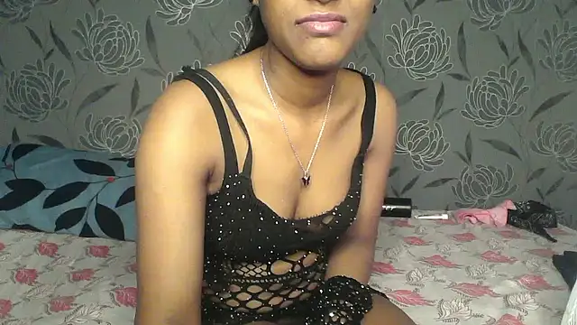 dora_7827 - Dora_7827's free webcam