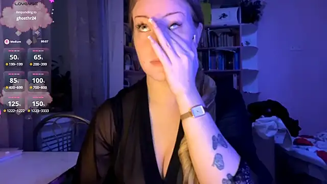 pandafluff - PandaFluff's free webcam