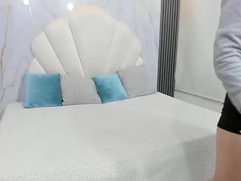 lia_nova - Lia_Nova's free webcam