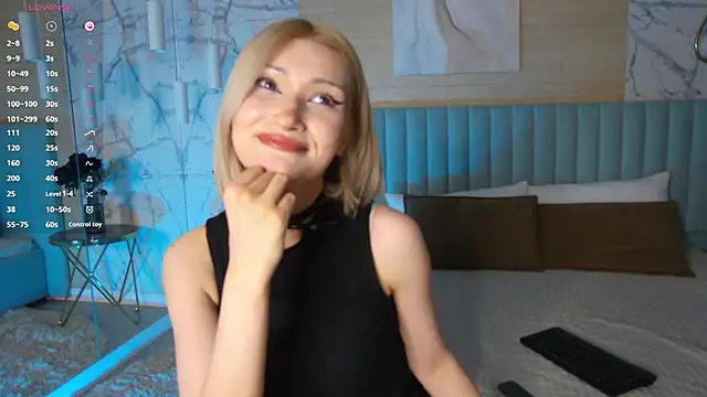 carolreeves - CarolReeves's free webcam