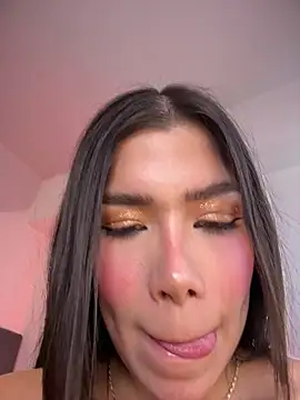 JanyLunaa Live Webcam on Stripchat