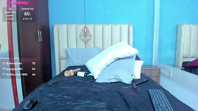 mommy_cute - Mommy_cute's free webcam