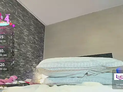 carameloo_95 - Carameloo_95's free webcam