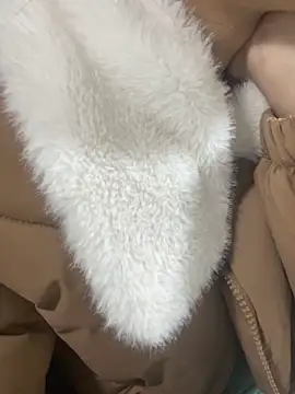 mina048 - Mina048's free webcam