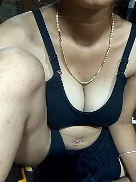 call_me_mouni099 - Call_me_mouni099's free webcam