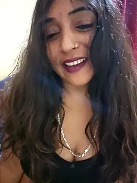 Hotbhabi305 Live Webcam on Stripchat