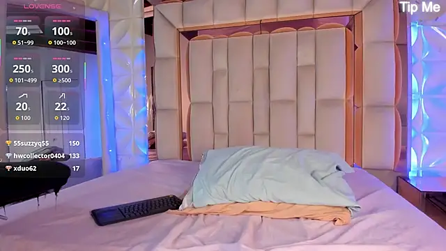 nicole_cooper__ webcam