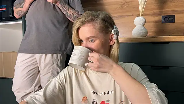 adelovenick - Adelovenick's free webcam - UK Sex Cams