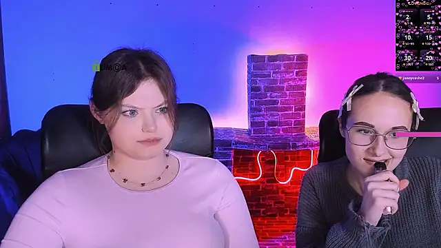 nikole_kitt - Nikole_kitt's free webcam - UK Sex Cams