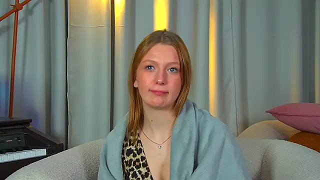 BeatriceBinoche webcam