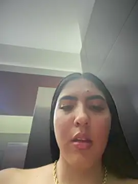 Sofia_Collins- webcam