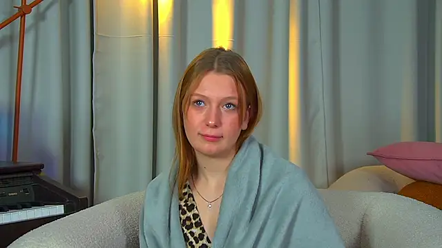 BeatriceBinoche webcam