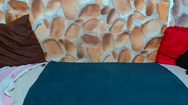 AfricanBigAssxx98 webcam