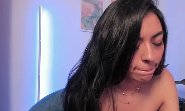 canellegarces - CanelleGarces's free webcam - UK Sex Cams