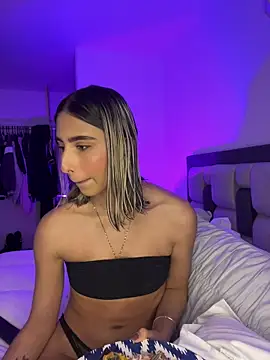 ameellie - Ameellie's free webcam - UK Sex Cams